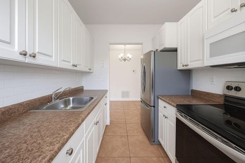 1671 NE 33rd Street 1 Pompano Beach FL 33064