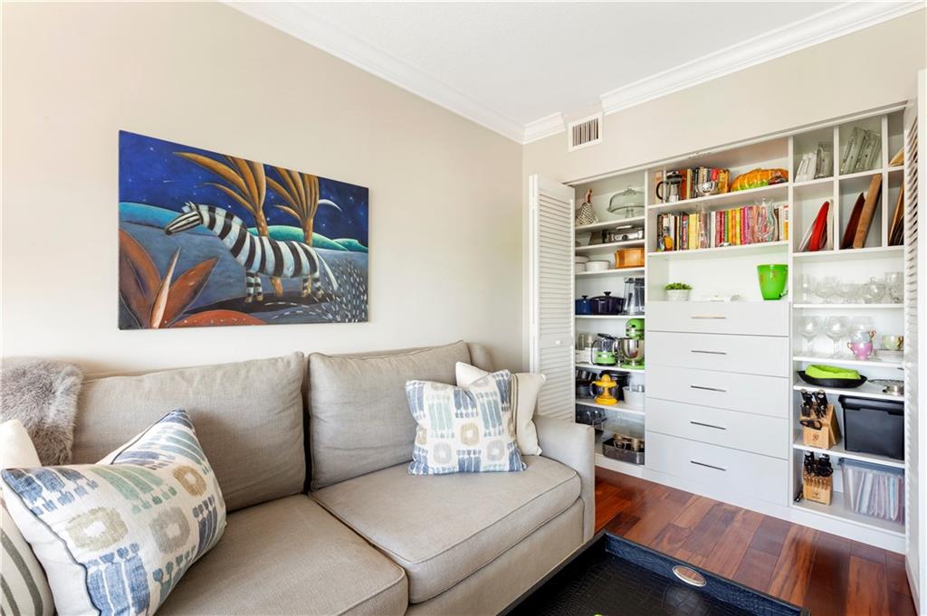 Marine Tower - Residential