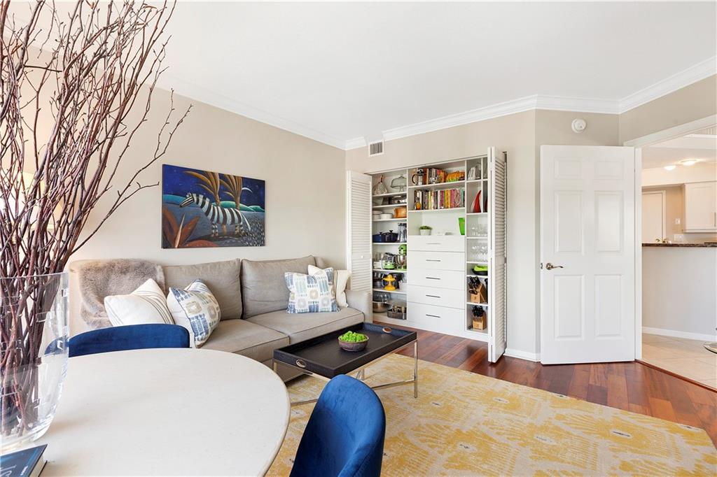 Marine Tower - Residential