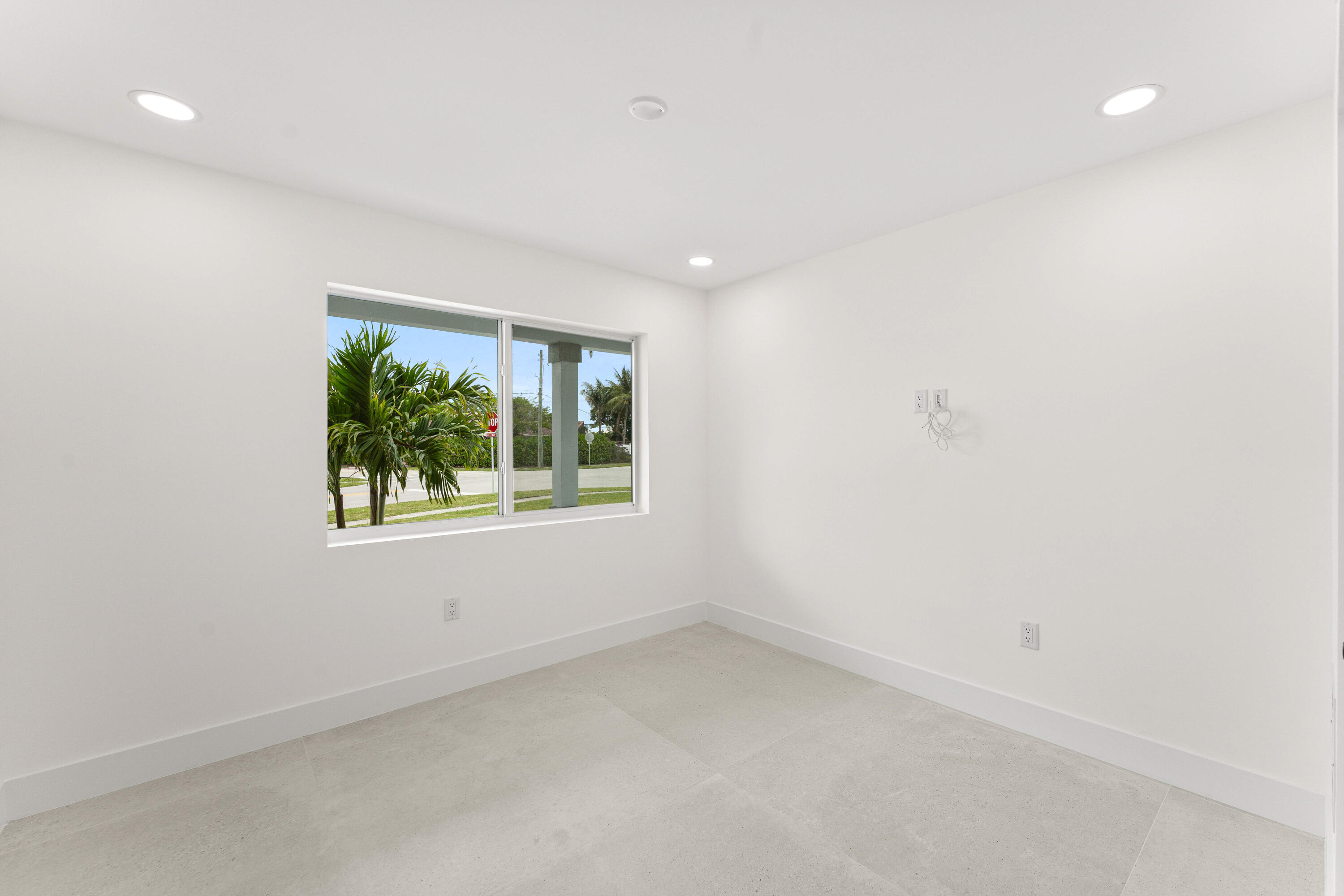 BOCA RATON SQUARE UNIT 2 - Residential