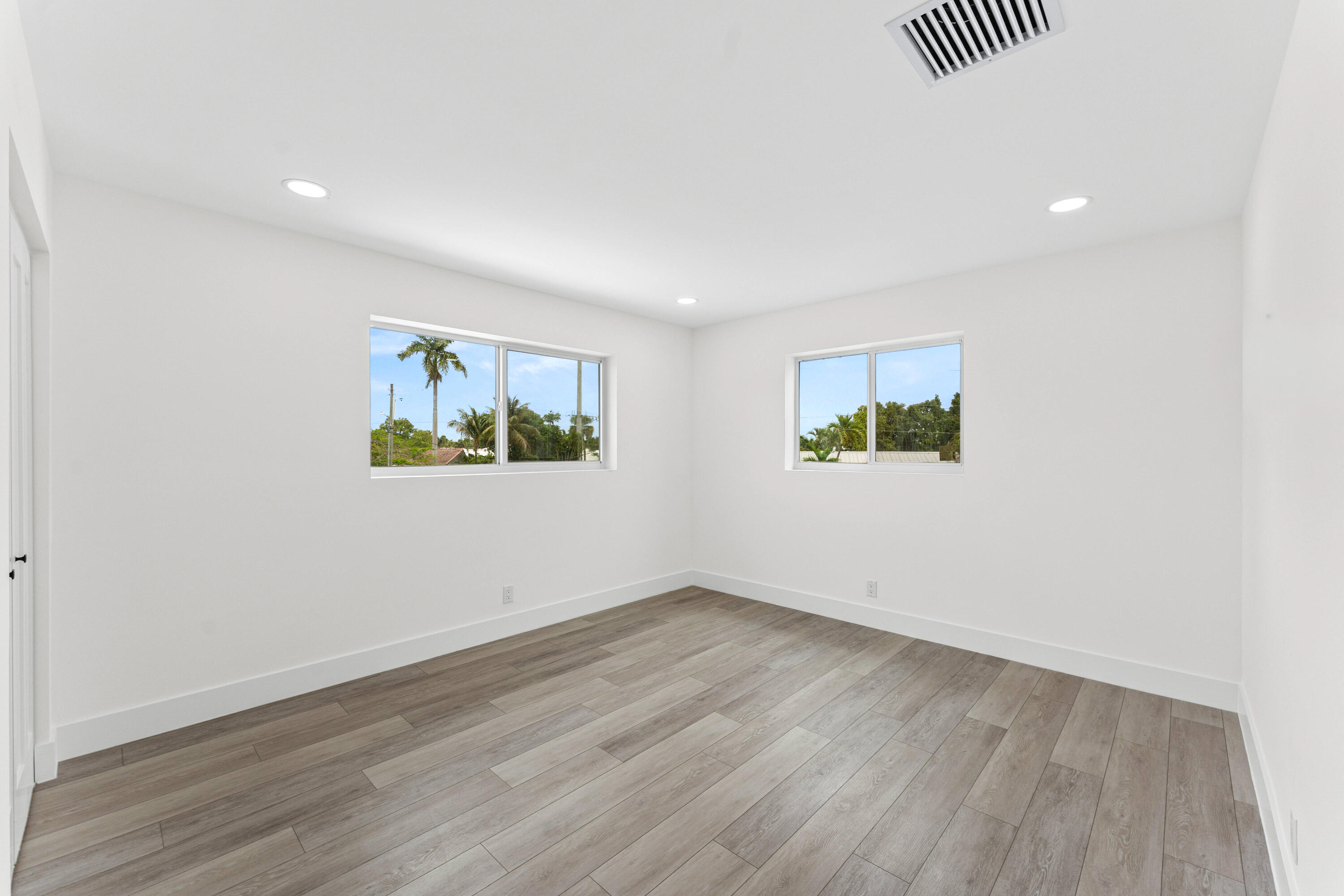 BOCA RATON SQUARE UNIT 2 - Residential