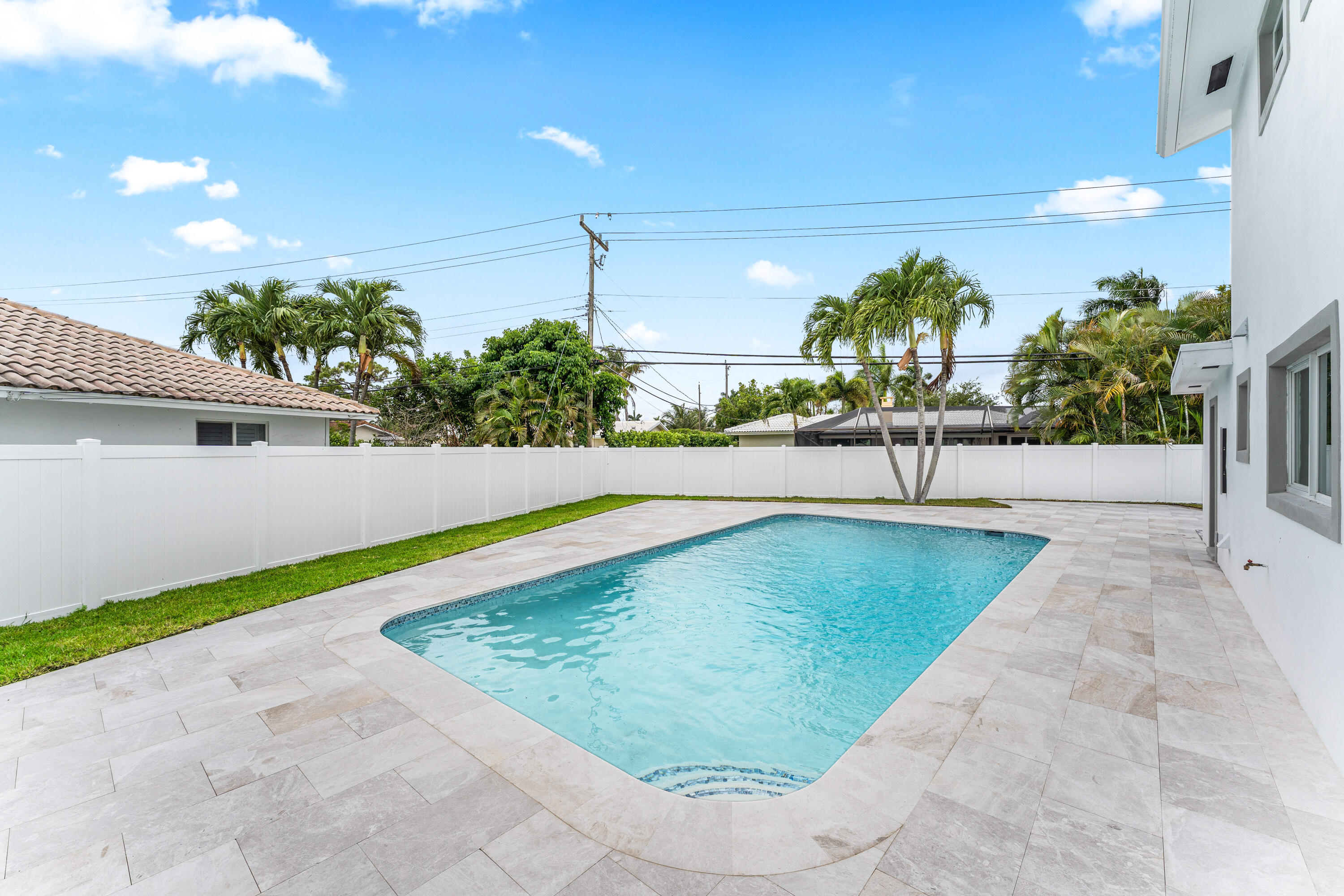 BOCA RATON SQUARE UNIT 2 - Residential