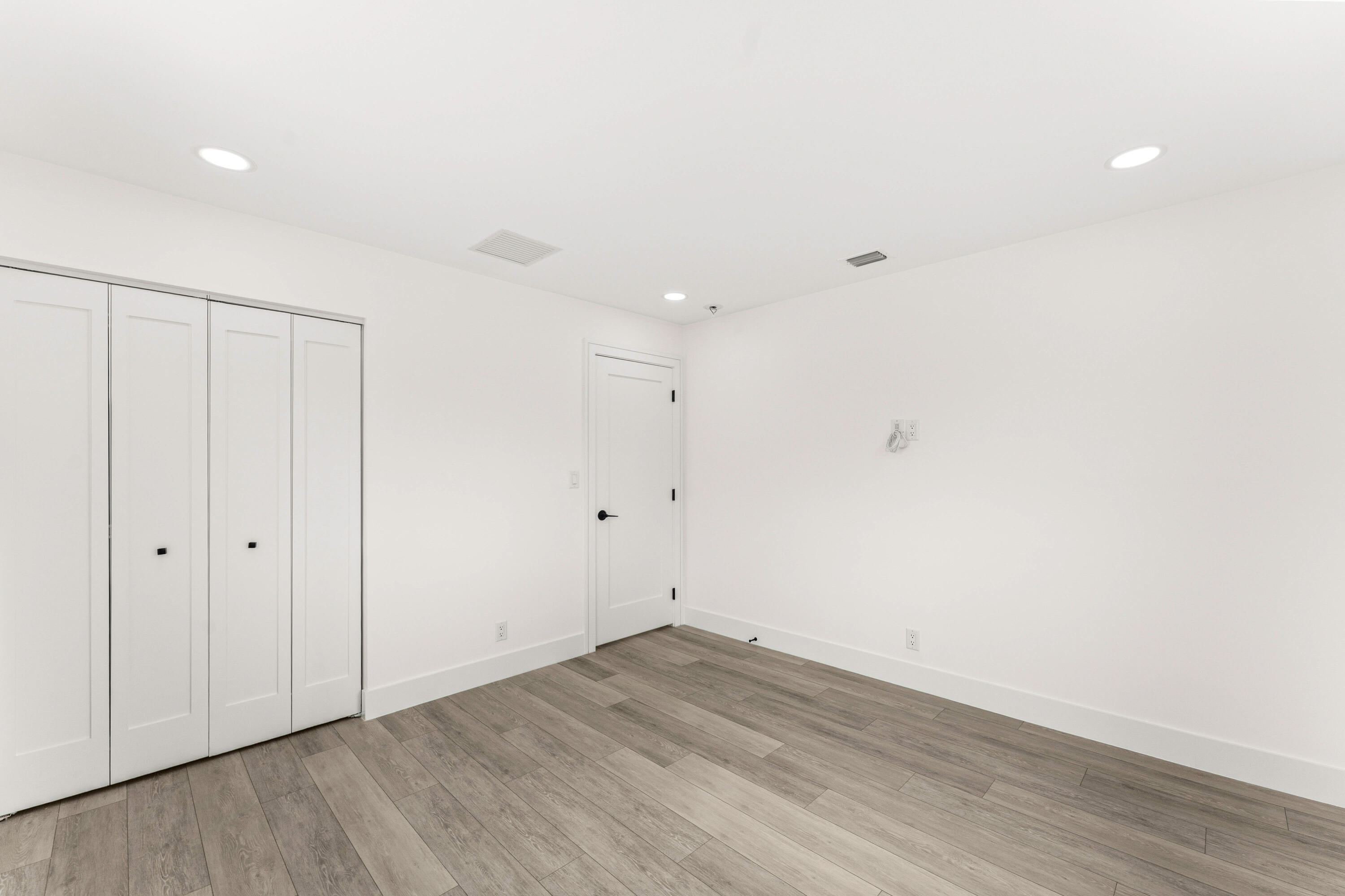 BOCA RATON SQUARE UNIT 2 - Residential
