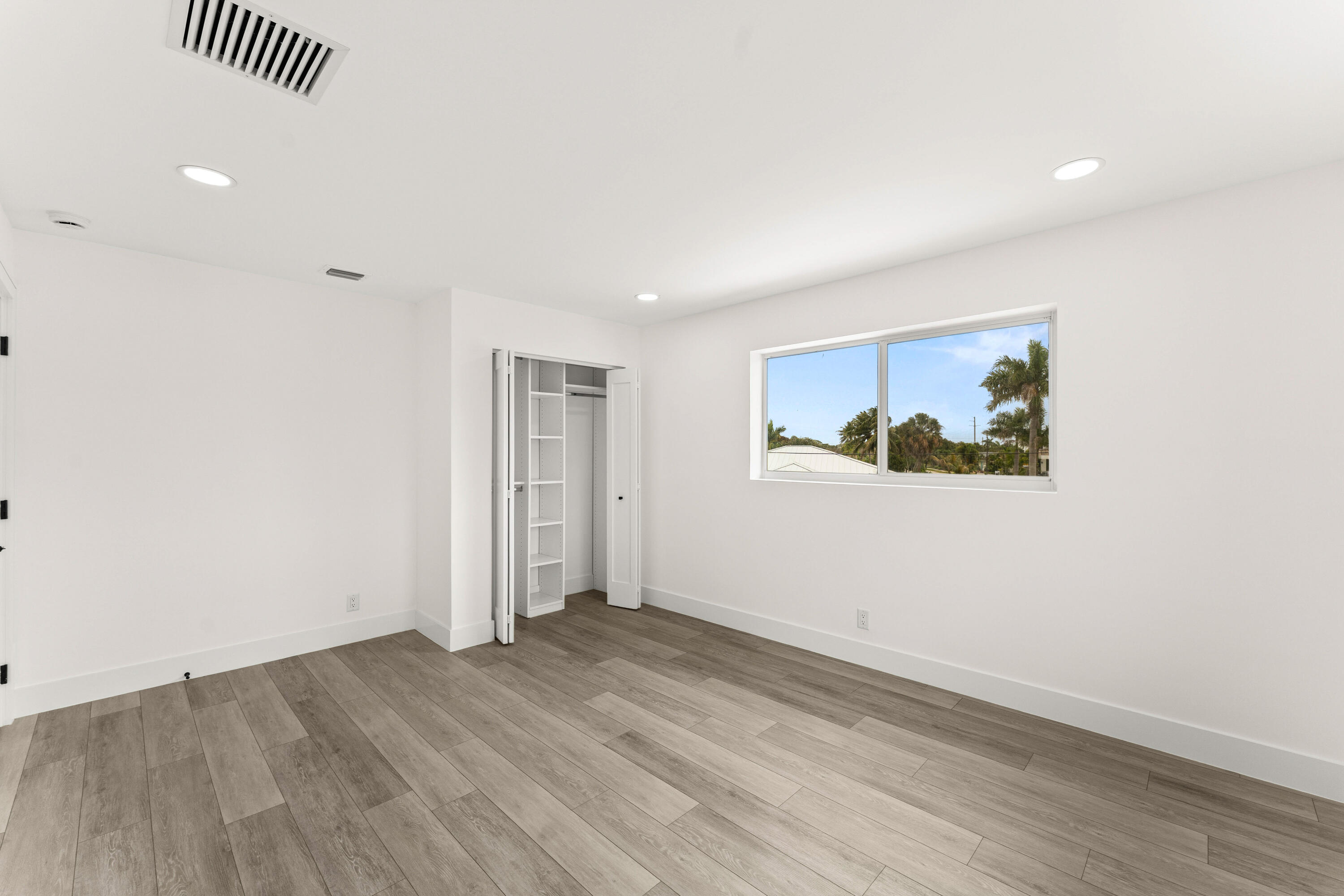BOCA RATON SQUARE UNIT 2 - Residential