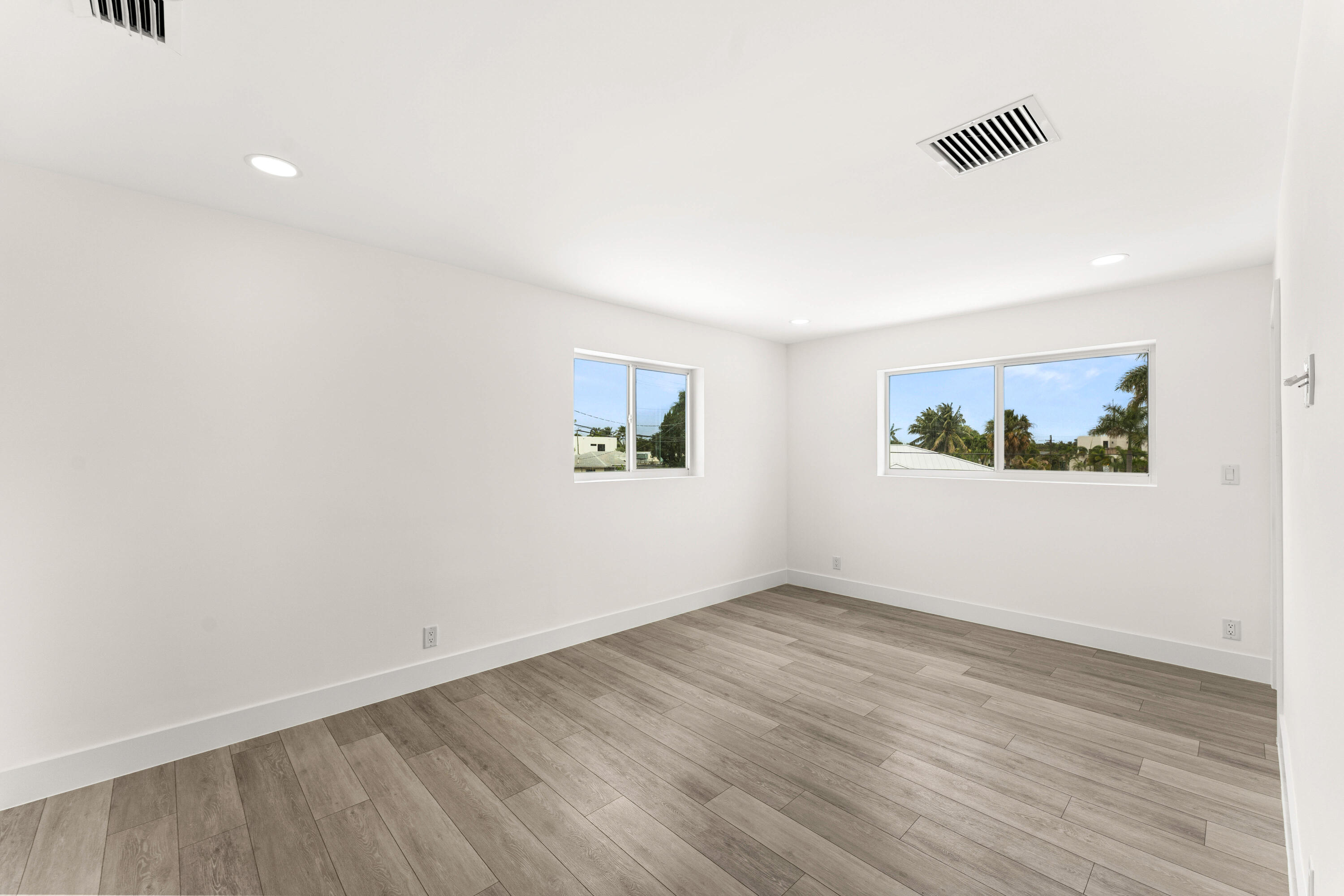 BOCA RATON SQUARE UNIT 2 - Residential