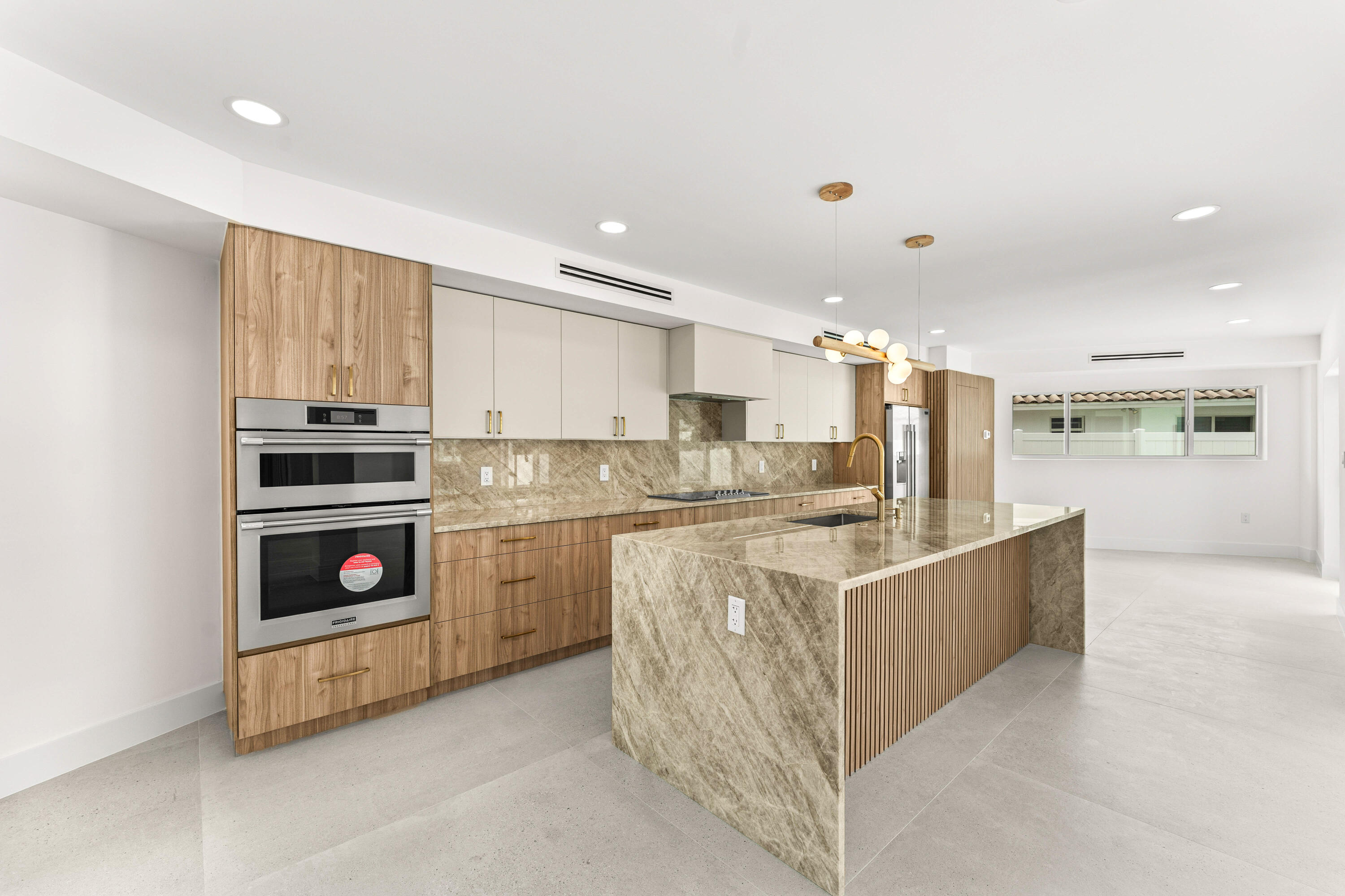 BOCA RATON SQUARE UNIT 2 - Residential