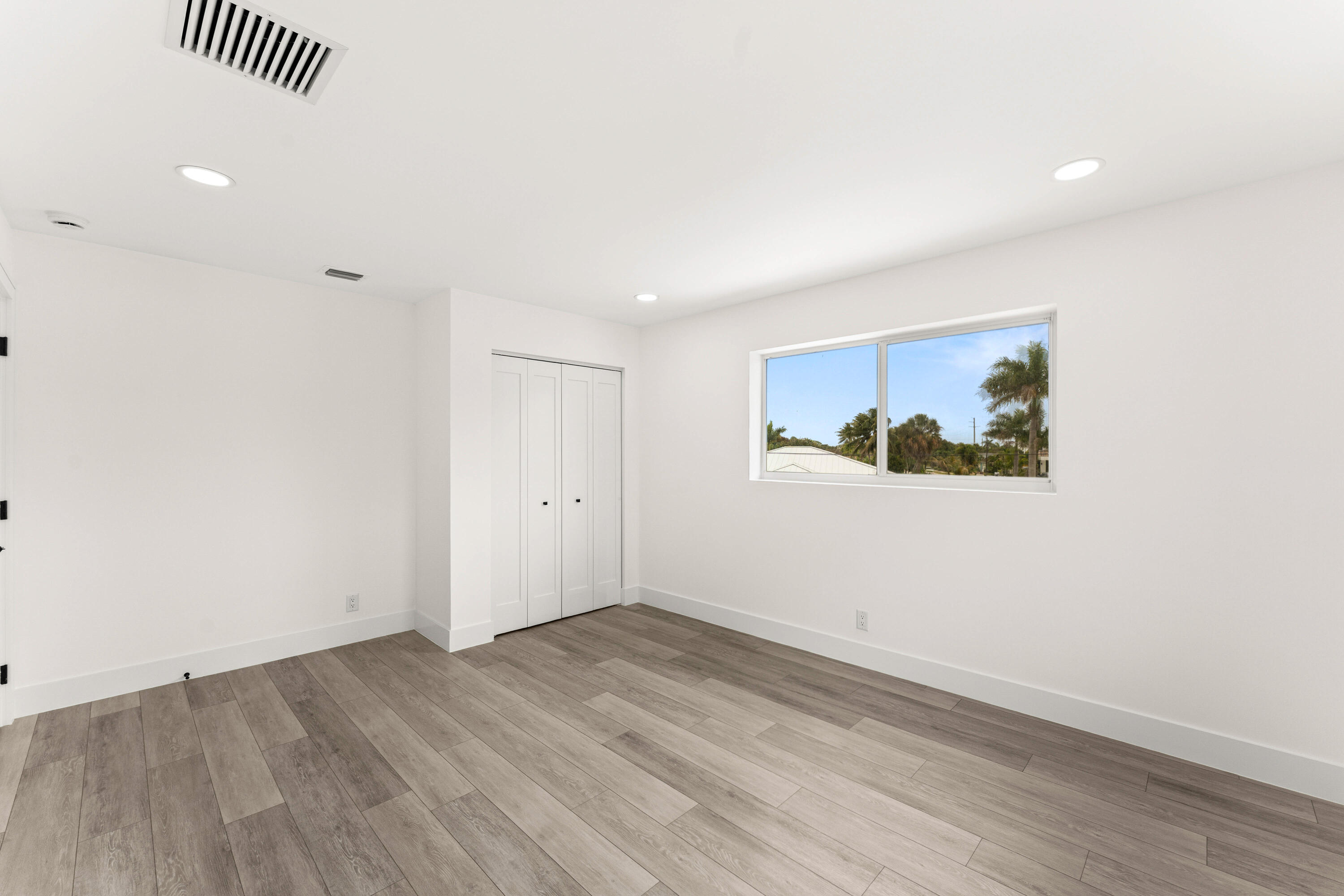 BOCA RATON SQUARE UNIT 2 - Residential