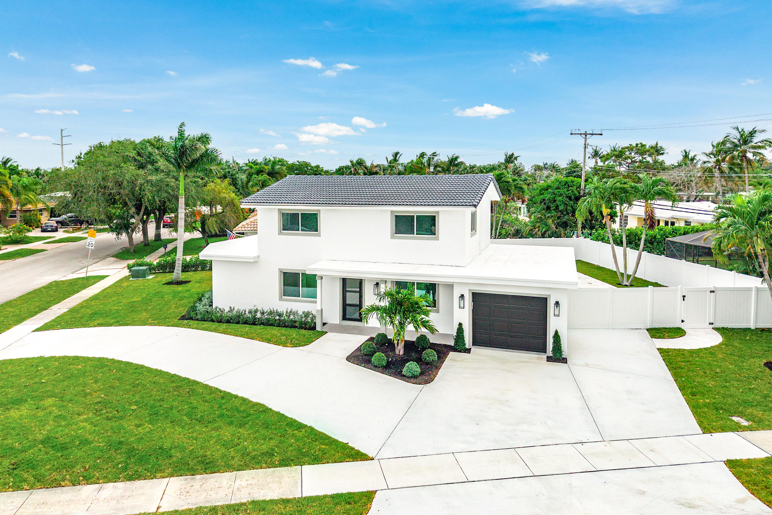 BOCA RATON SQUARE UNIT 2 - Residential
