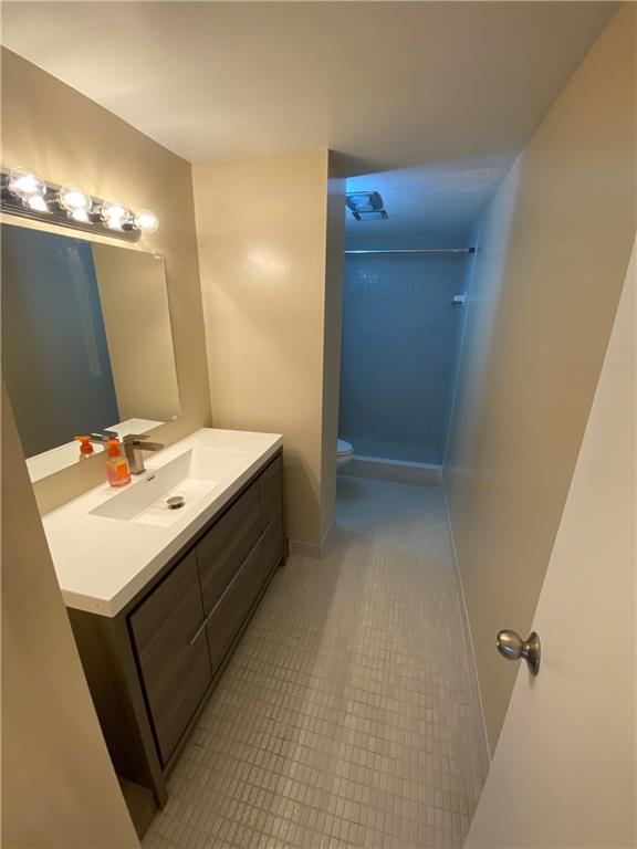 Hillcrest East No24 Condo - Residential Lease