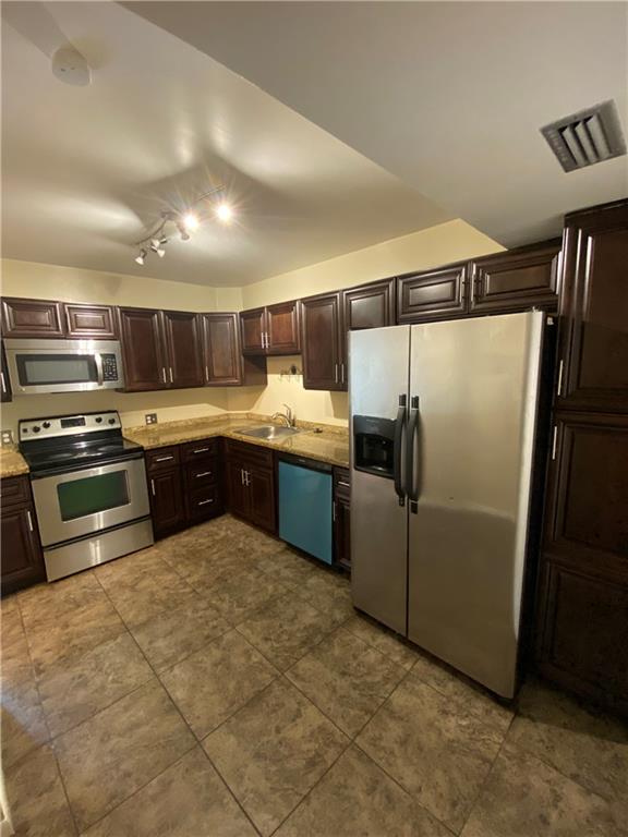 Hillcrest East No24 Condo - Residential Lease