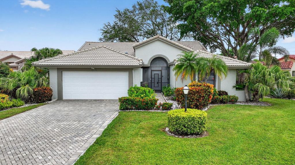 Photo of 8820 Boatswain Drive, Boynton Beach, FL 33436 (MLS # R11119176)