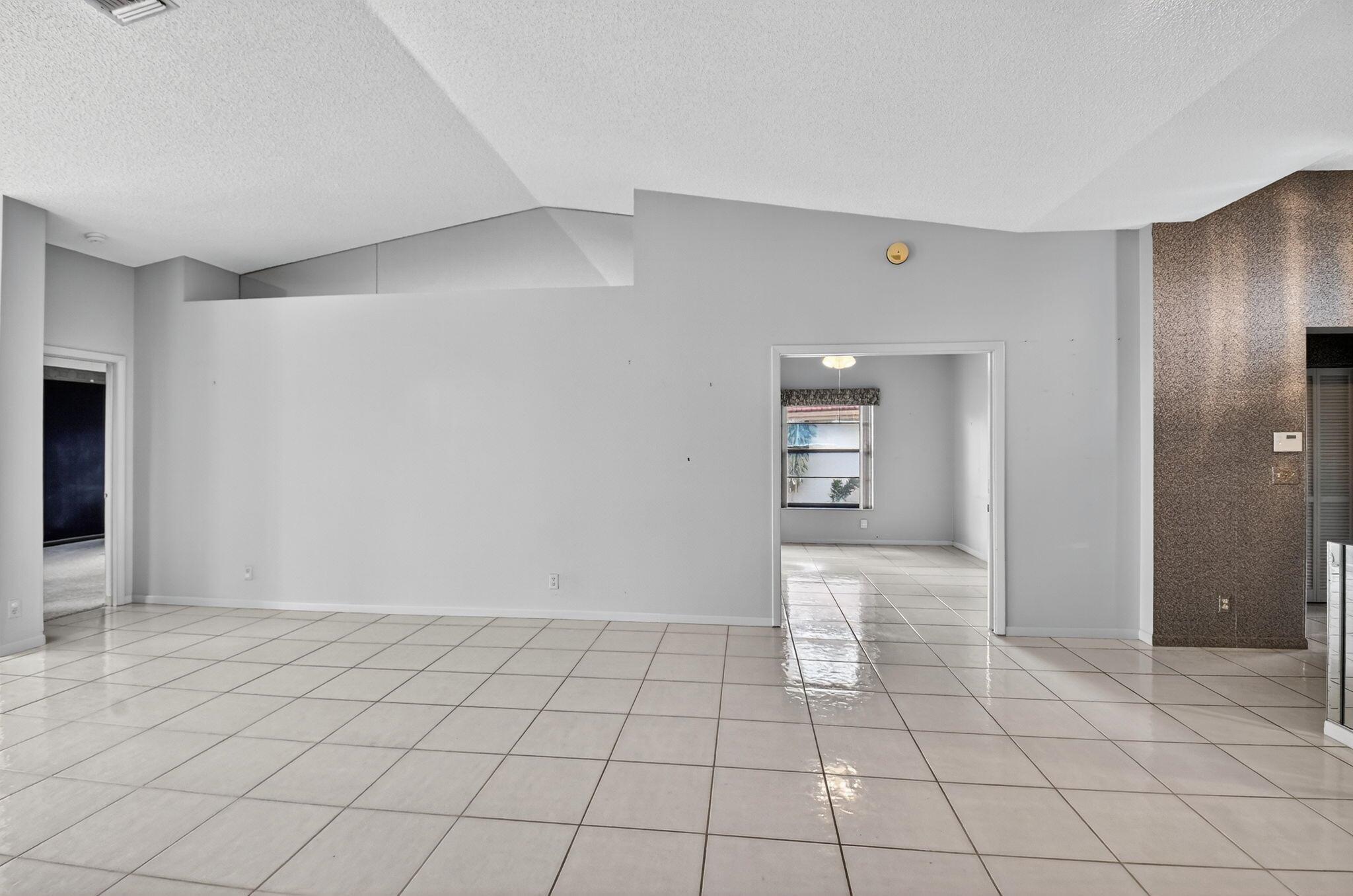 8820 Boatswain Drive