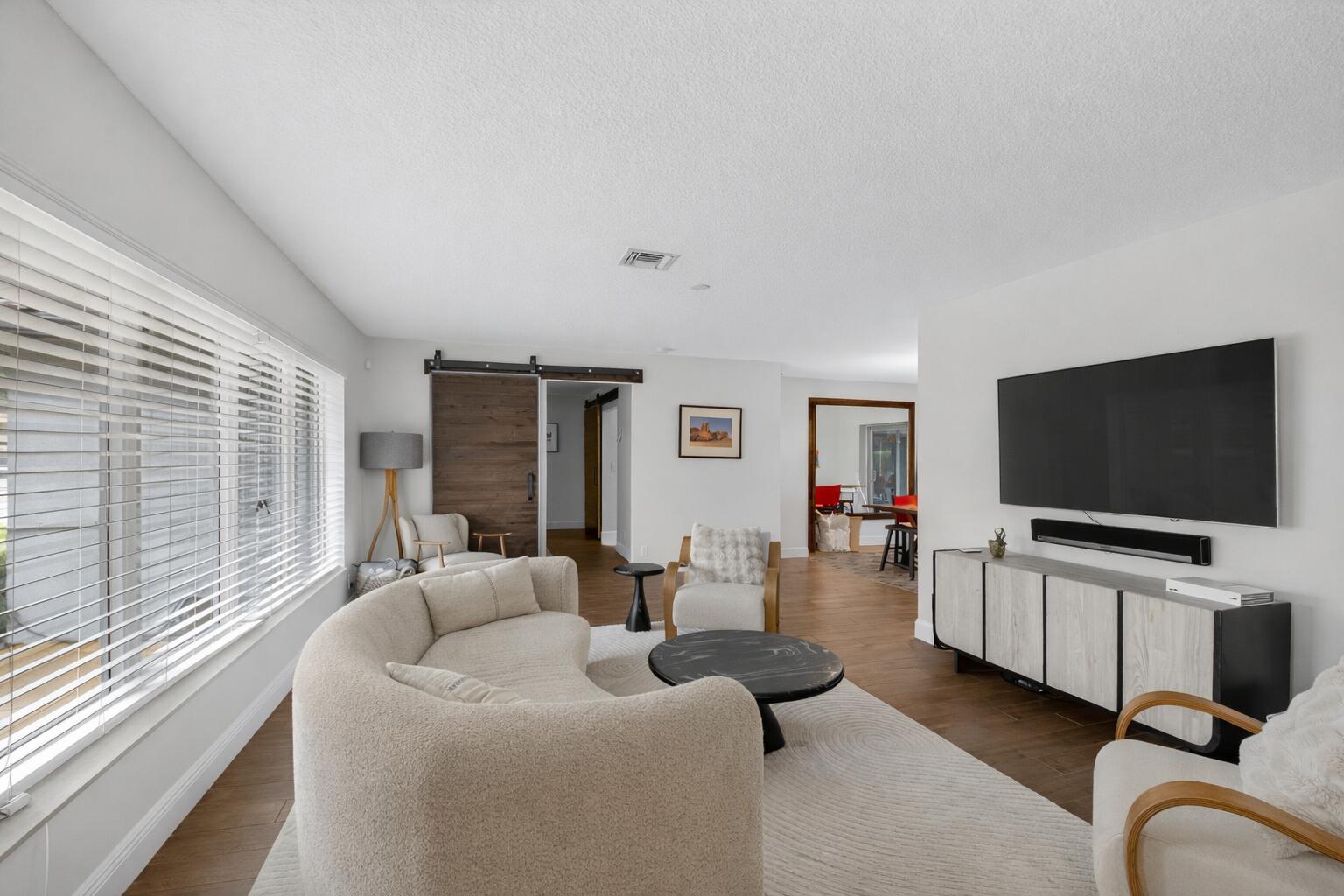 CARRIAGE HILL - Residential