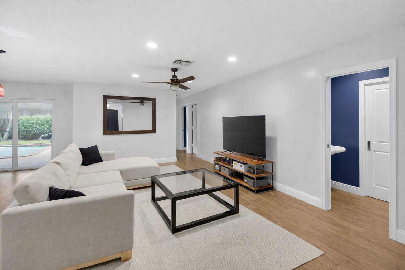 CARRIAGE HILL - Residential