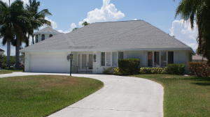 QUEENS COVE - Residential