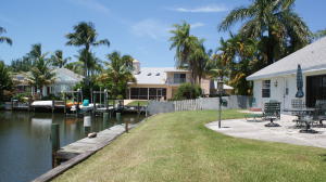 QUEENS COVE - Residential