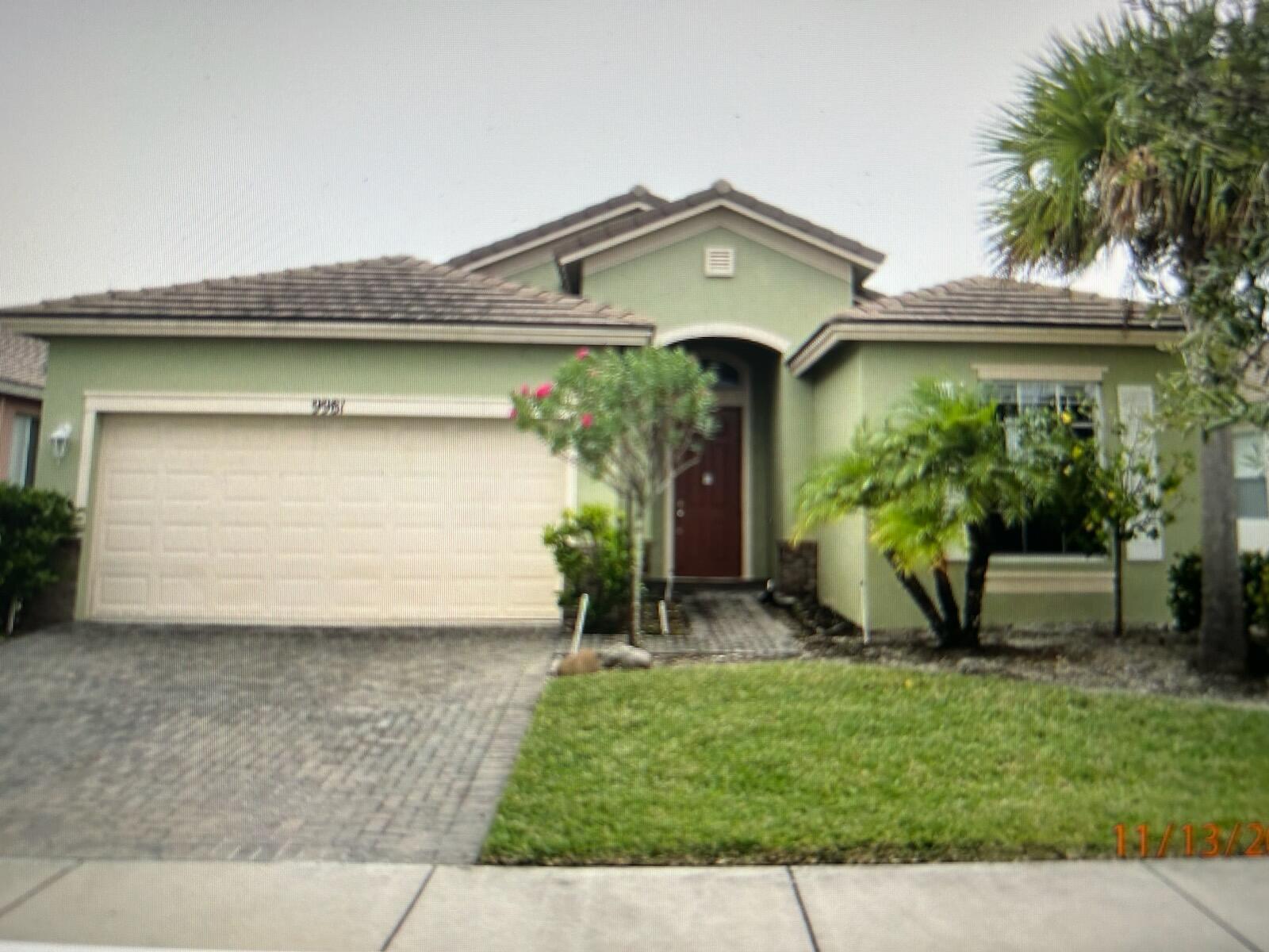 Tradition - Residential Lease