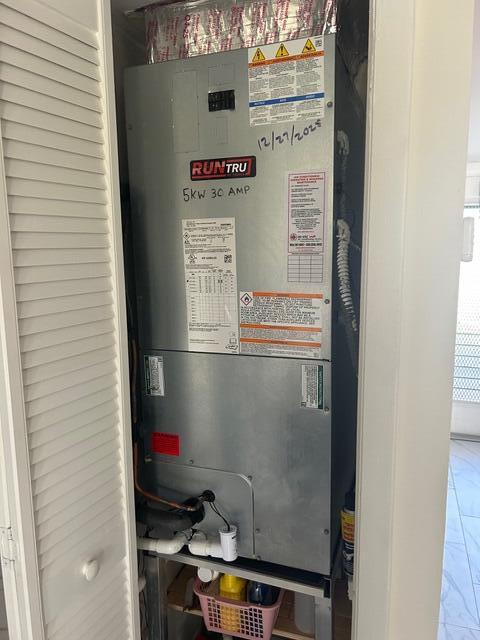 SUNRISE LAKES 170 CONDO - Residential