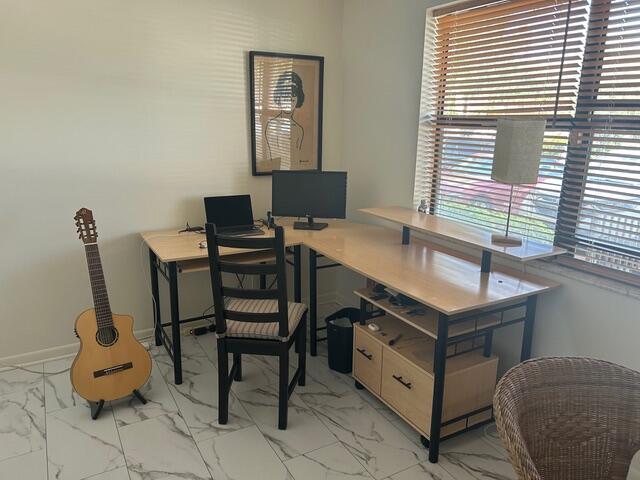 SUNRISE LAKES 170 CONDO - Residential