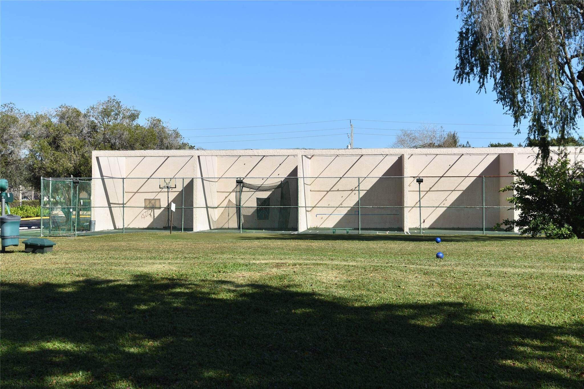 SUNRISE LAKES 170 CONDO - Residential