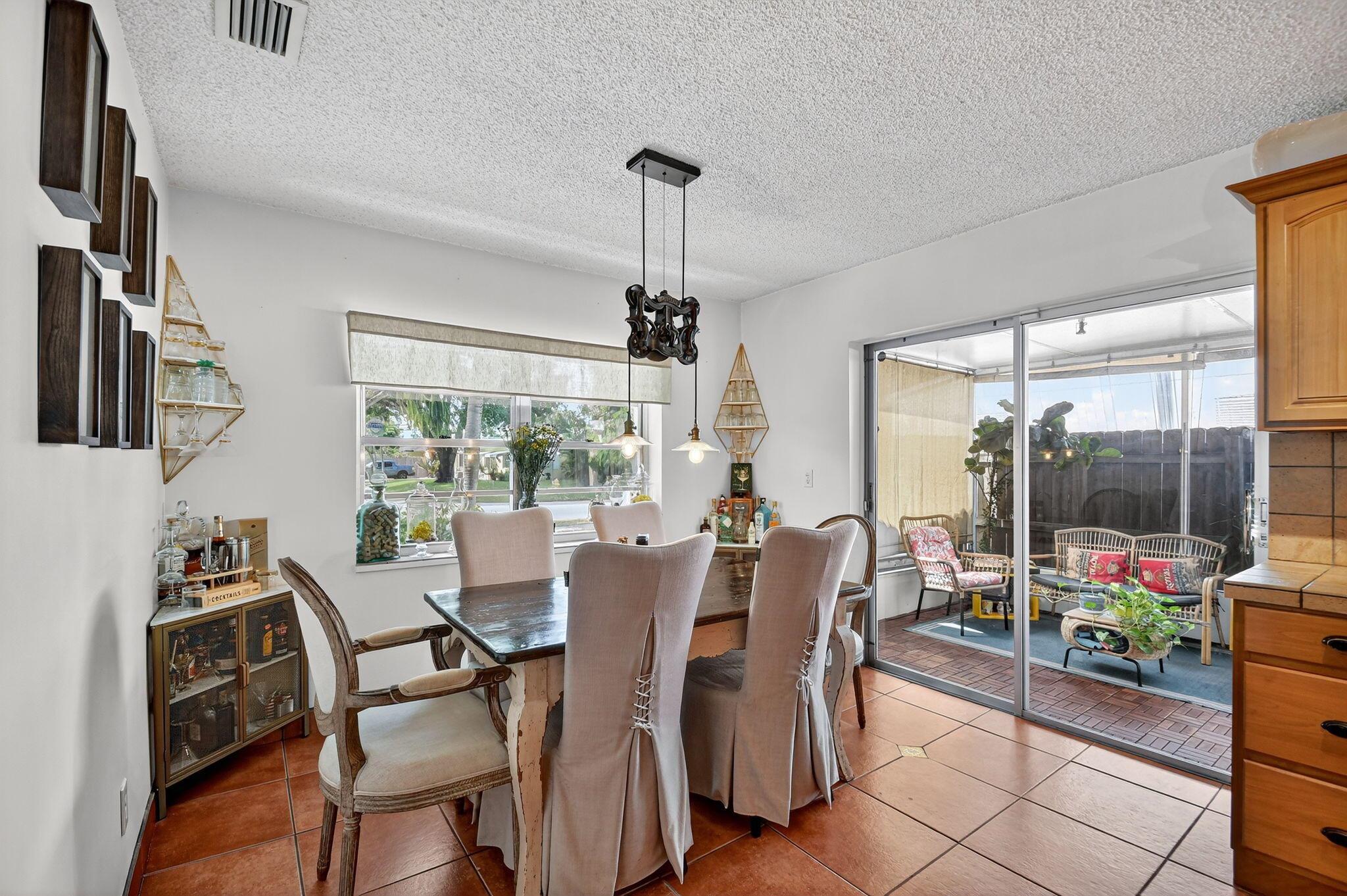 LAKE OSBORNE HEIGHTS - Residential