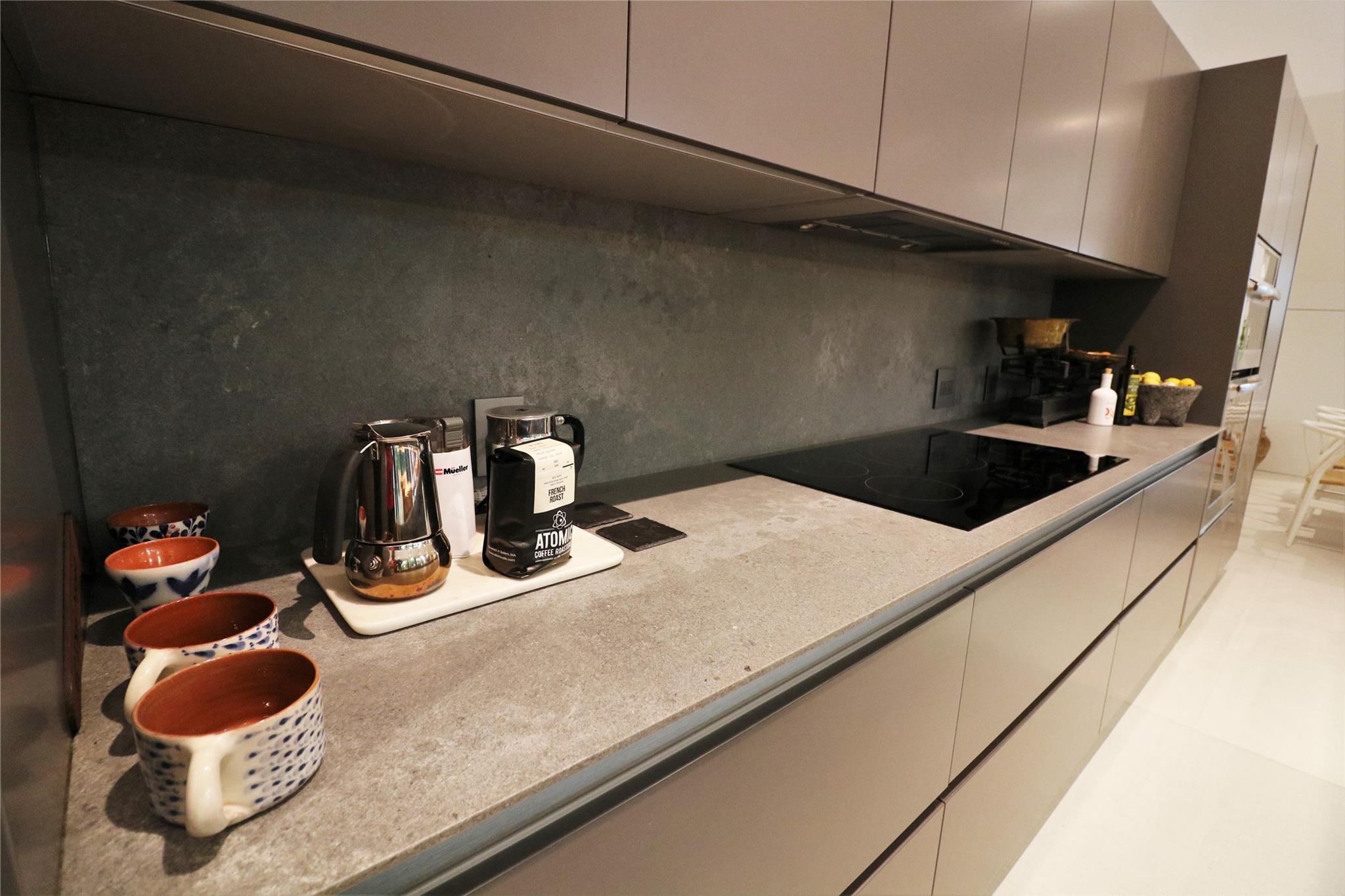 Lauderdale 2-9 D - Residential Lease