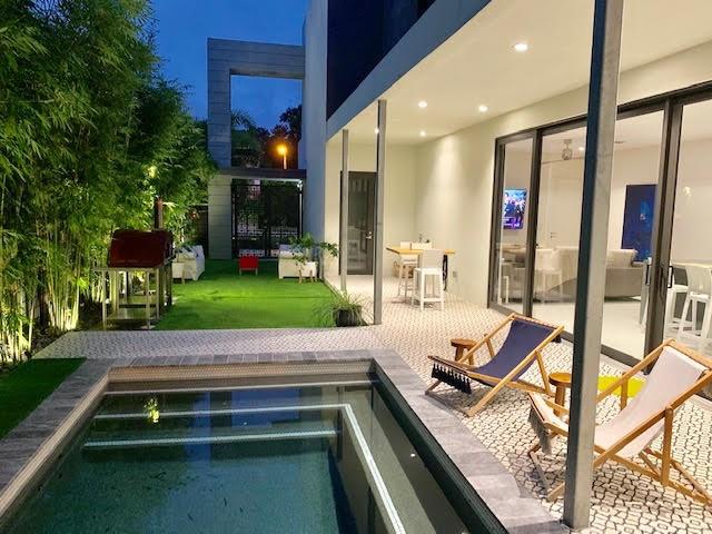 Lauderdale 2-9 D - Residential Lease