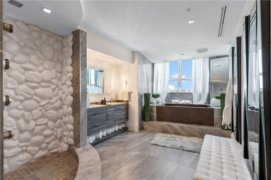 350 Las Olas Place Condo - Residential Lease