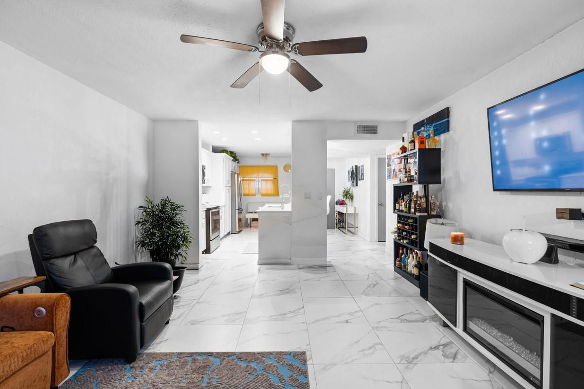 La Placida - Residential