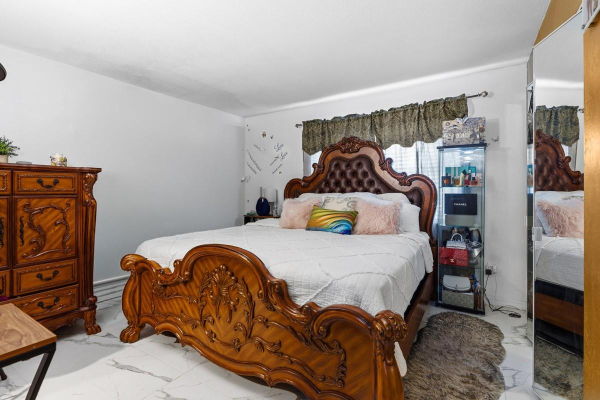 La Placida - Residential