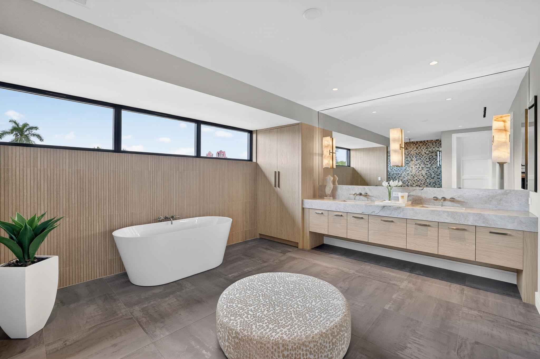 Coral Ridge North Add 24- - Residential