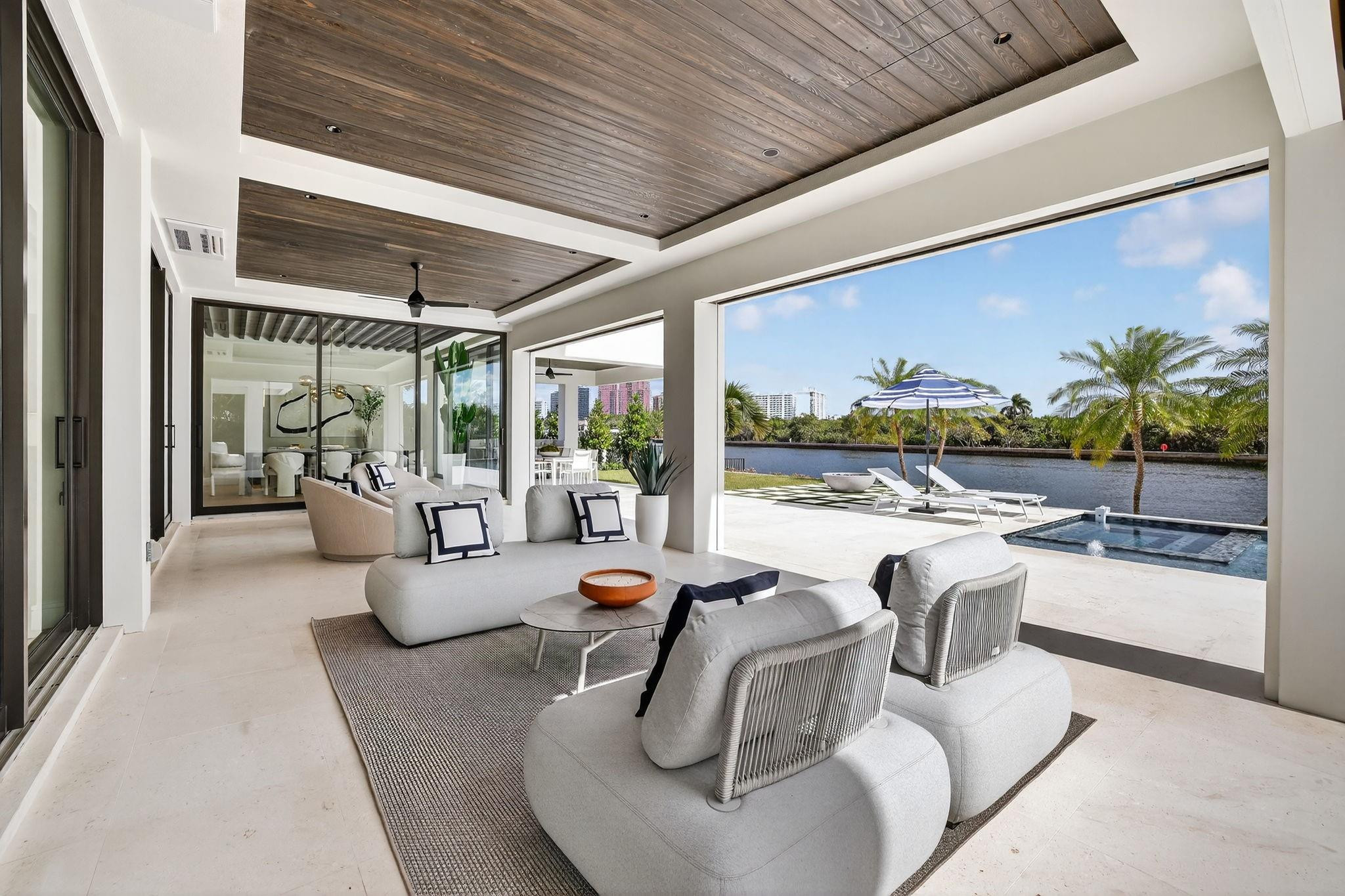 Coral Ridge North Add 24- - Residential