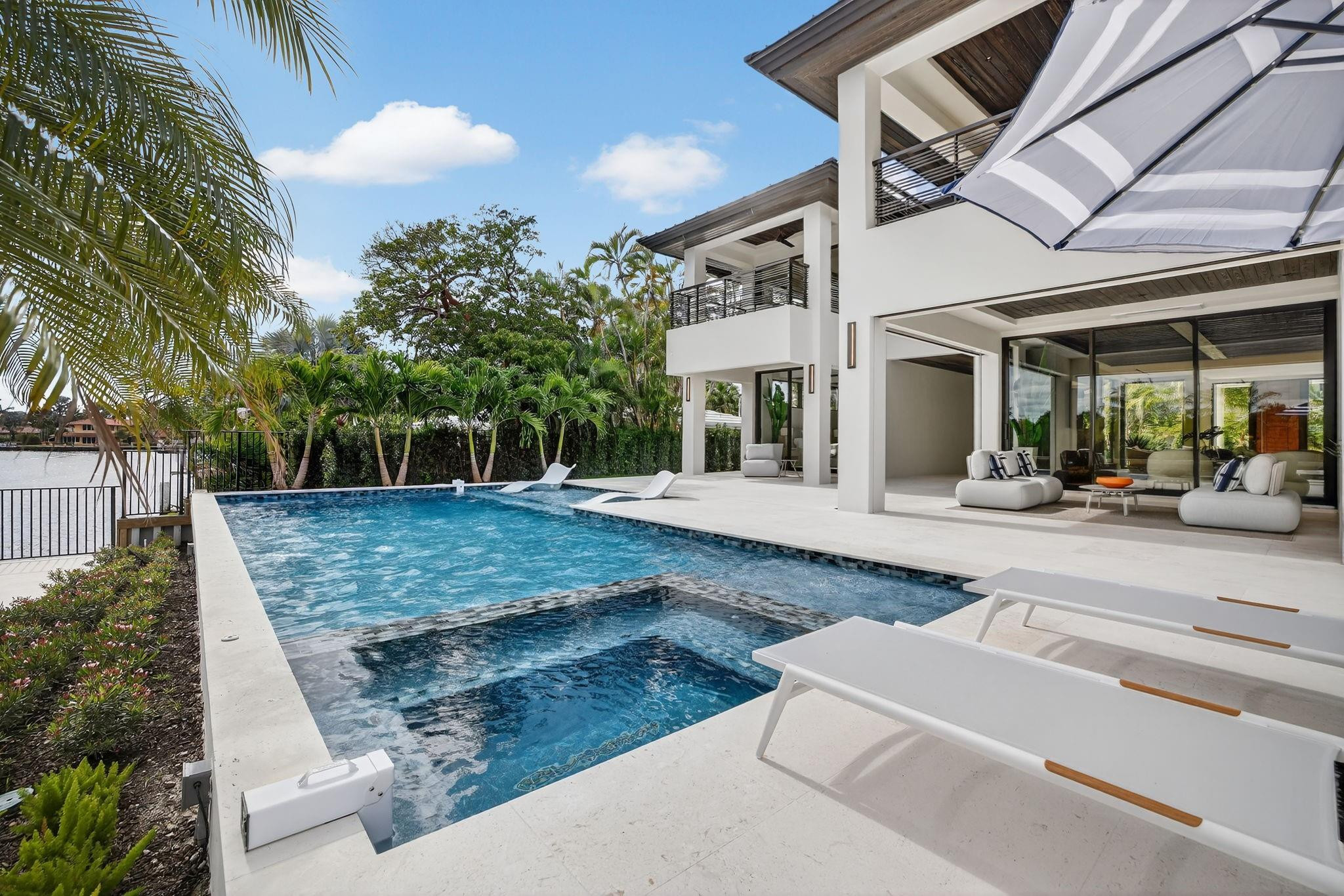 Coral Ridge North Add 24- - Residential