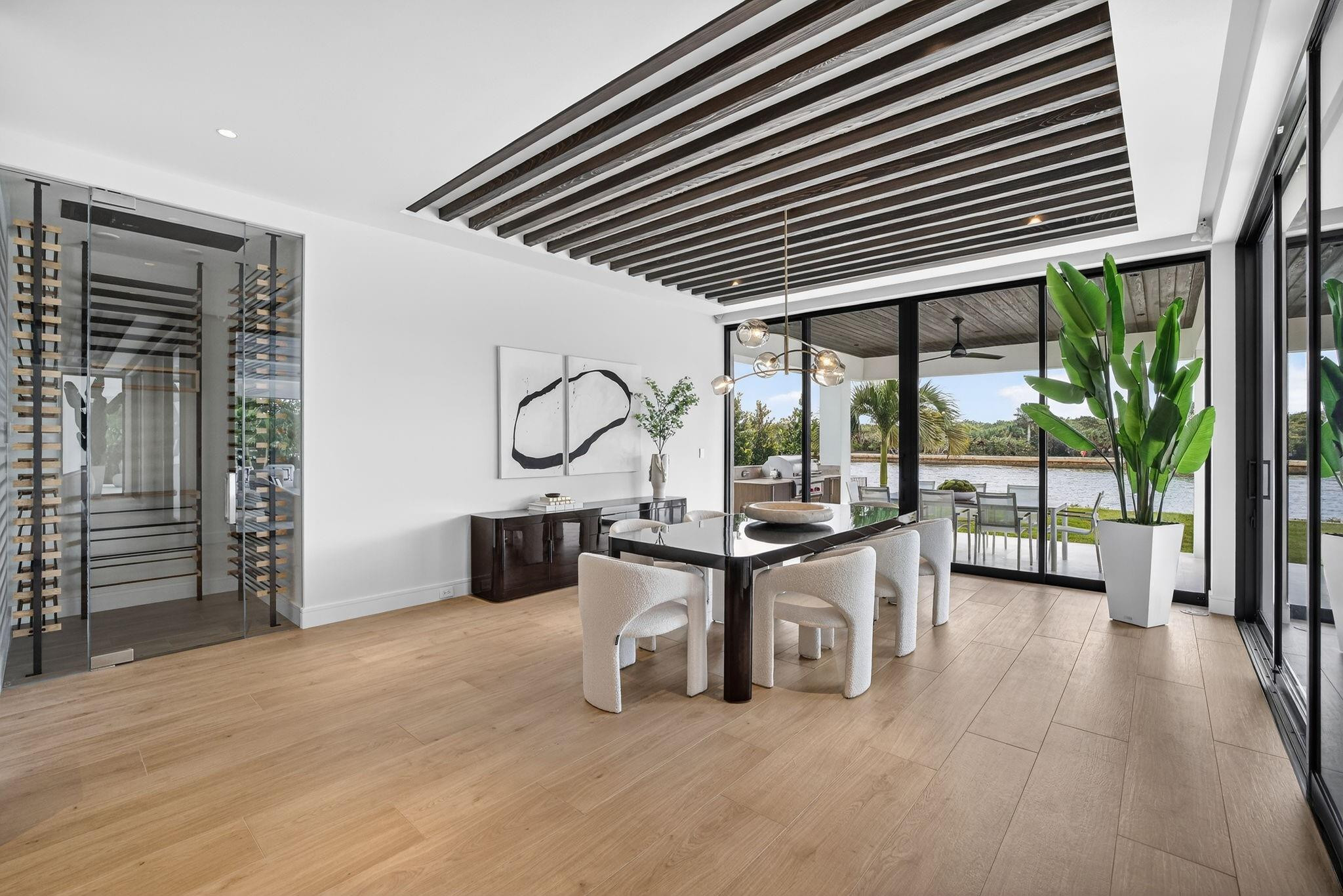 Coral Ridge North Add 24- - Residential