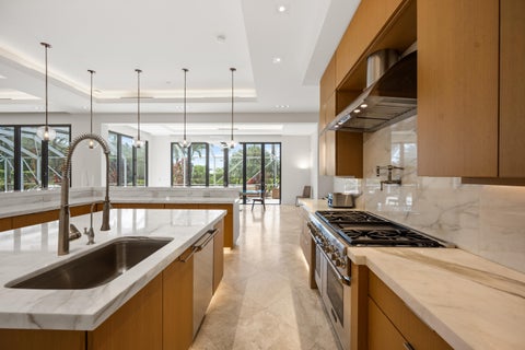 Tiny photo for 14883 Equestrian Way, Wellington, FL 33414 (MLS # B26080936)