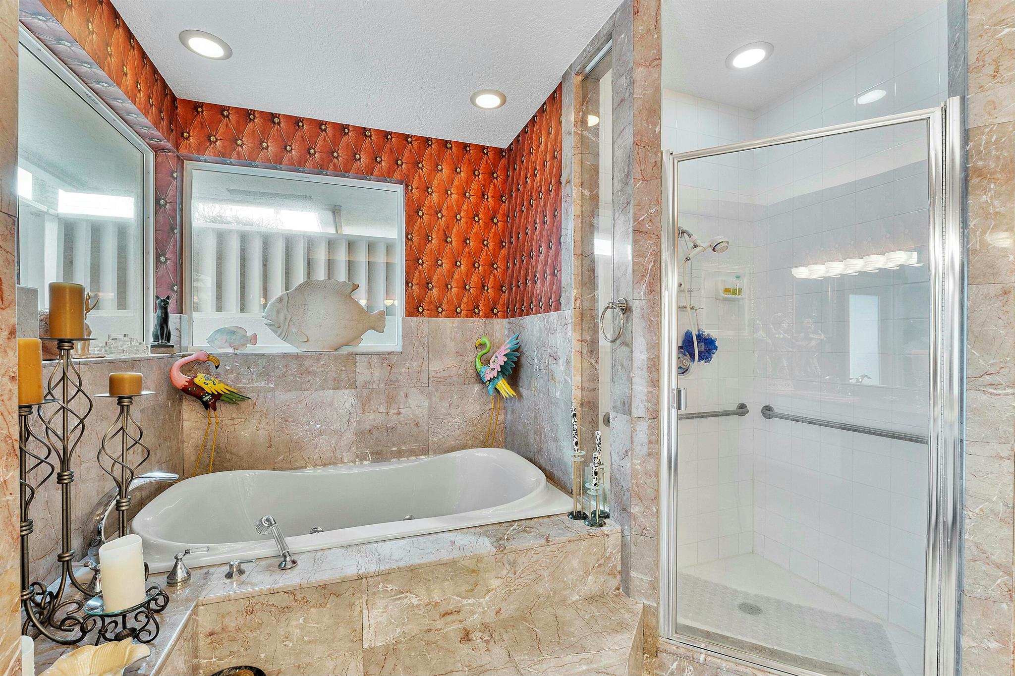 TROPIC ISLE - Residential