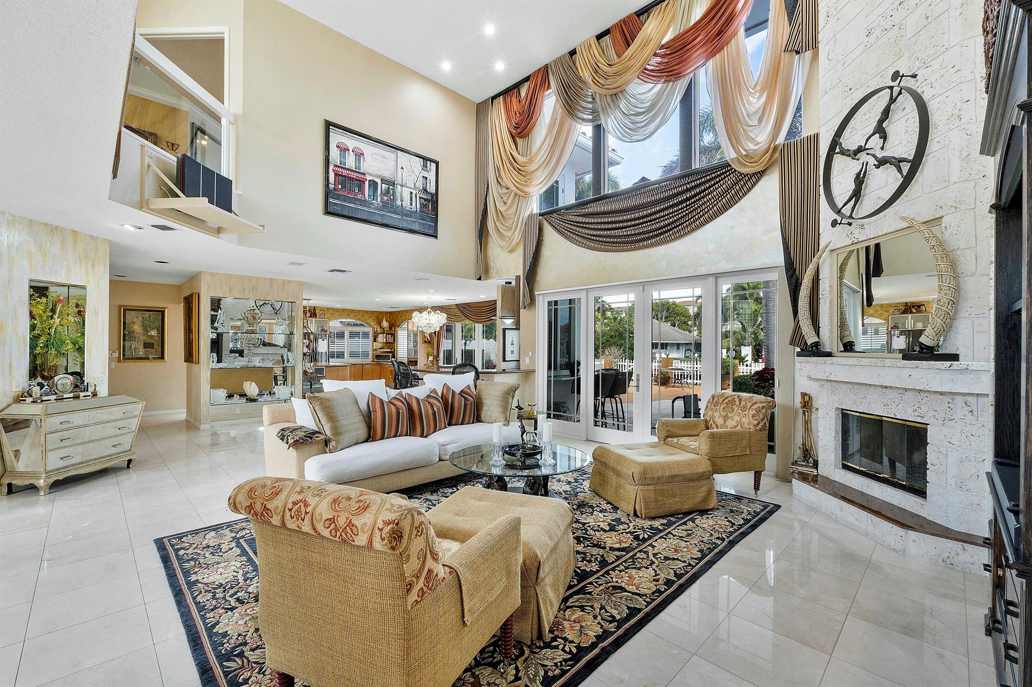 TROPIC ISLE - Residential