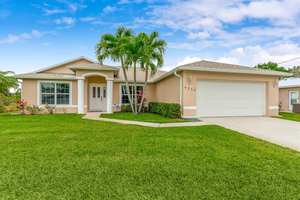 Photo of 4252 SW Jarmer Road, Port Saint Lucie, FL 34953 (MLS # R10876885)