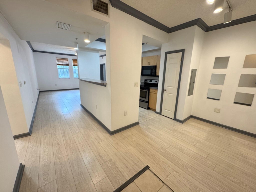 Photo of 533 NE 3rd Avenue #207, Fort Lauderdale, FL 33301 (MLS # B26082549)