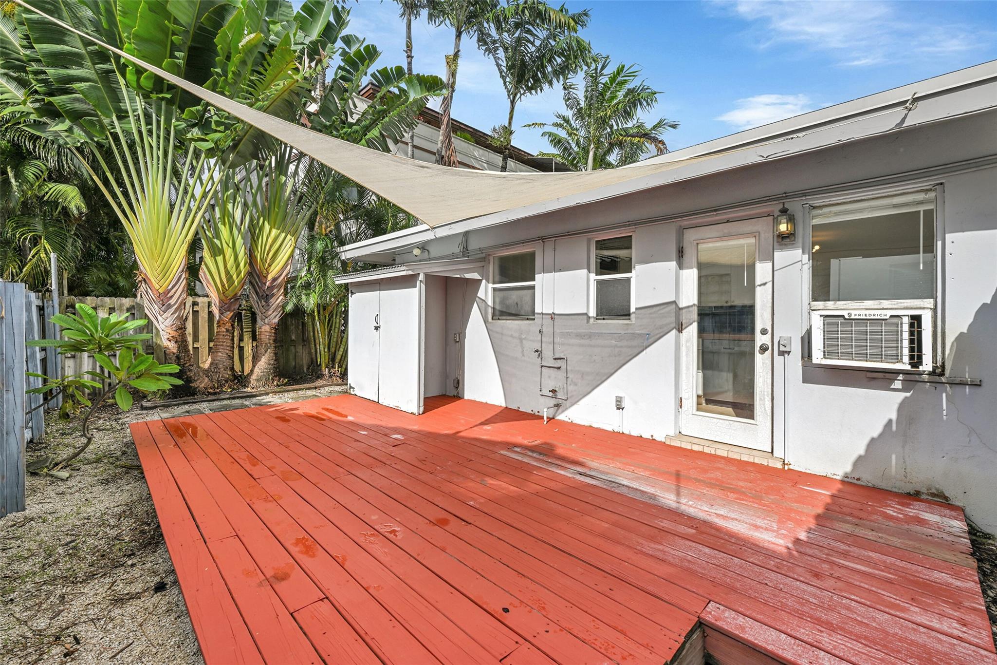 Stranahans Sub 3-115 D 2- - Residential Lease