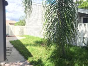 BOYNTON LAKES 4 - Residential