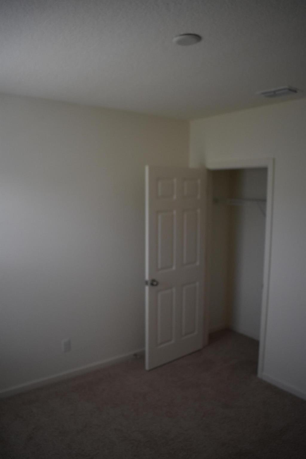 PORT ST LUCIE SECTION 18 - Residential Lease