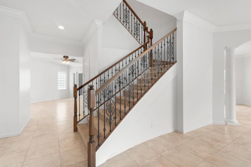 Photo of 9661 Cobblestone Creek Drive, Boynton Beach, FL 33472 (MLS # R11114800)