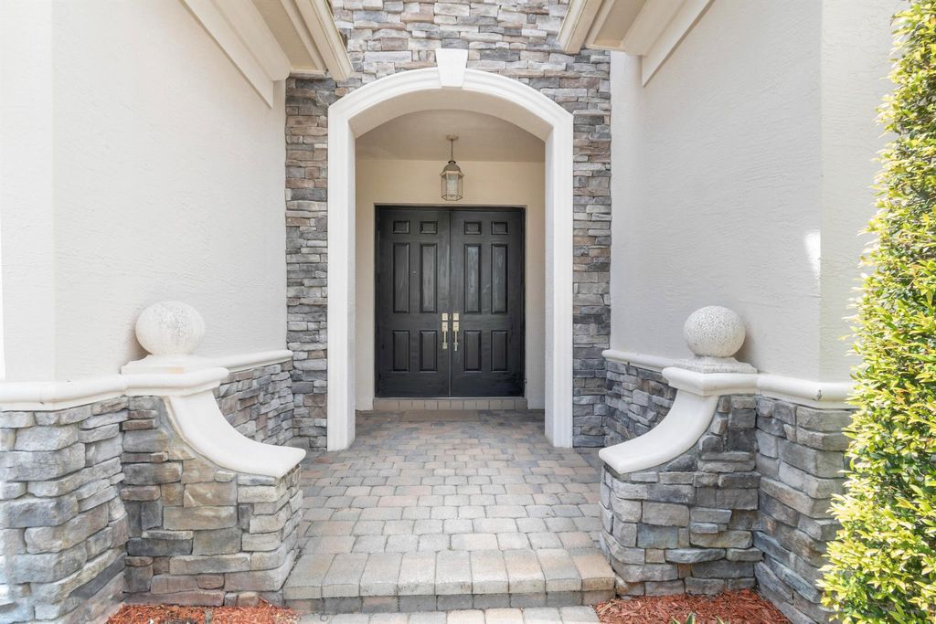 Photo of 9661 Cobblestone Creek Drive, Boynton Beach, FL 33472 (MLS # R11114800)