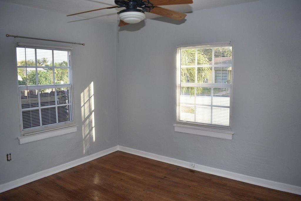 Photo of 1502 13th Avenue N, Lake Worth Beach, FL 33460 (MLS # R10981063)