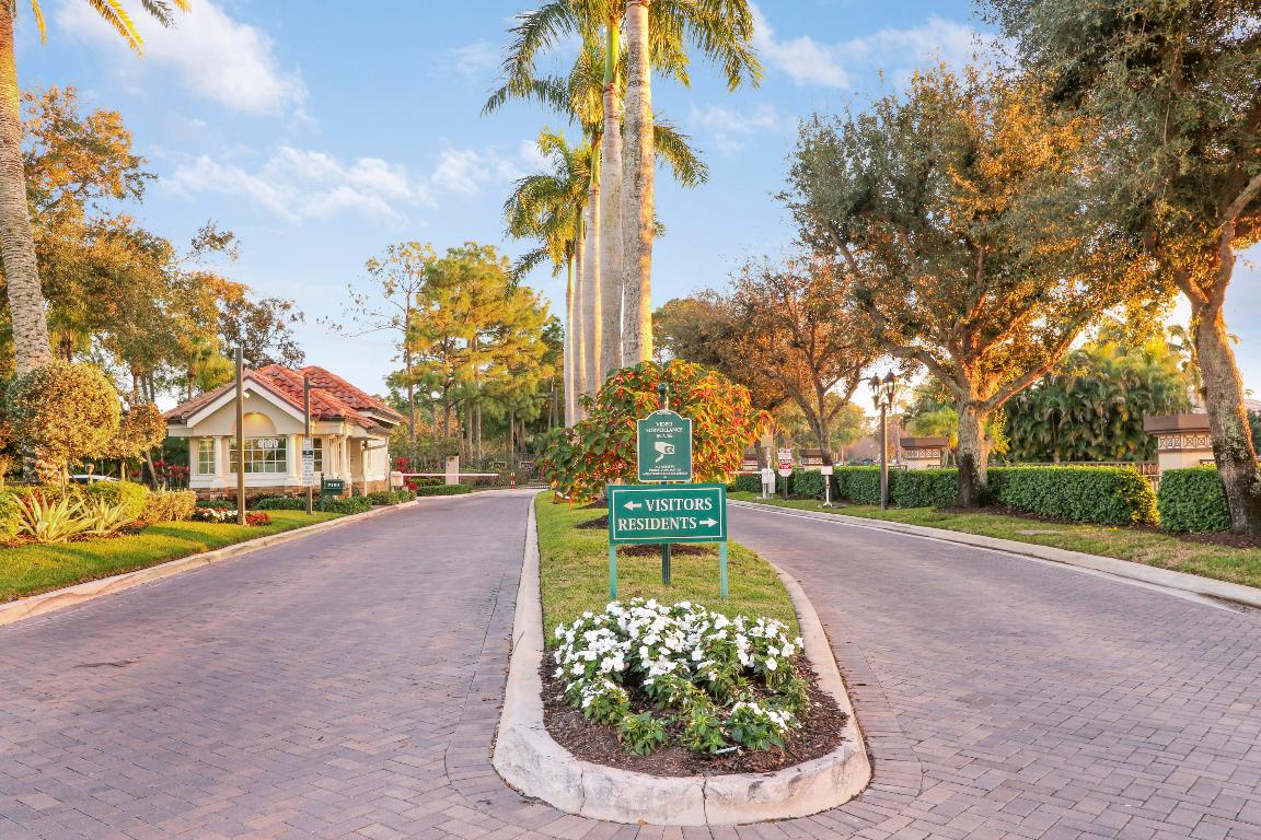 BAYHILL ESTATES - Residential