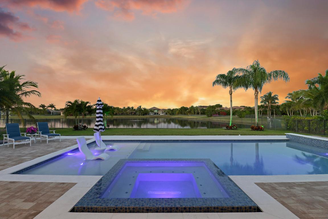 BAYHILL ESTATES - Residential