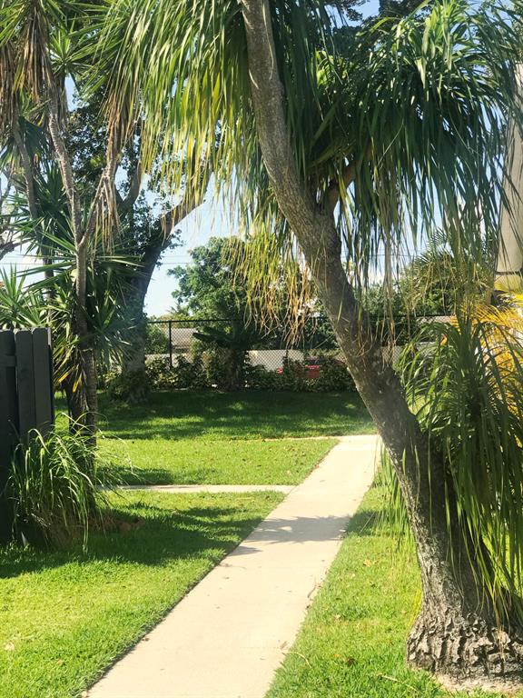 SUMMIT PINES UNIT 3 - Residential