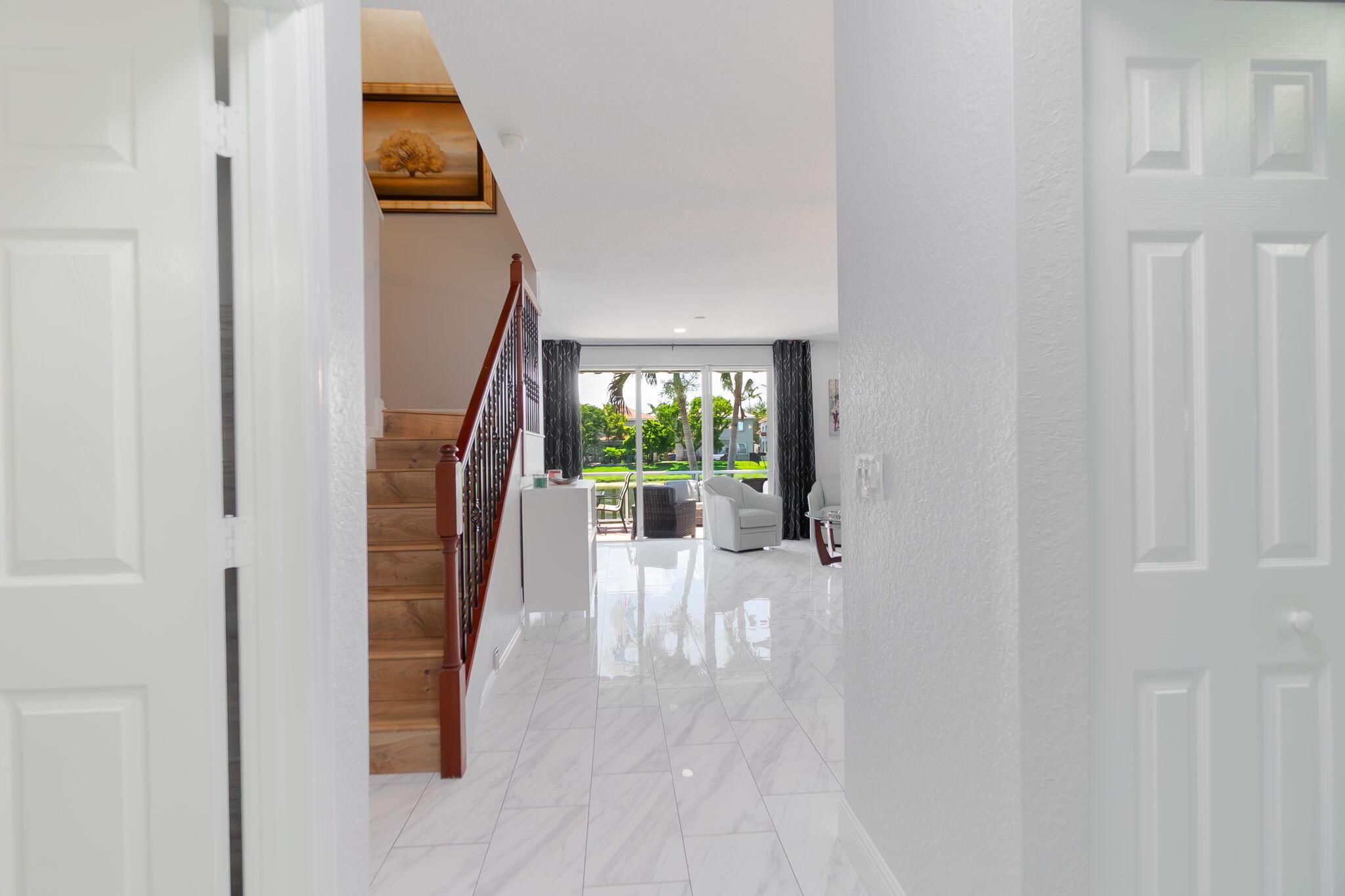 2142 Oakmont Drive