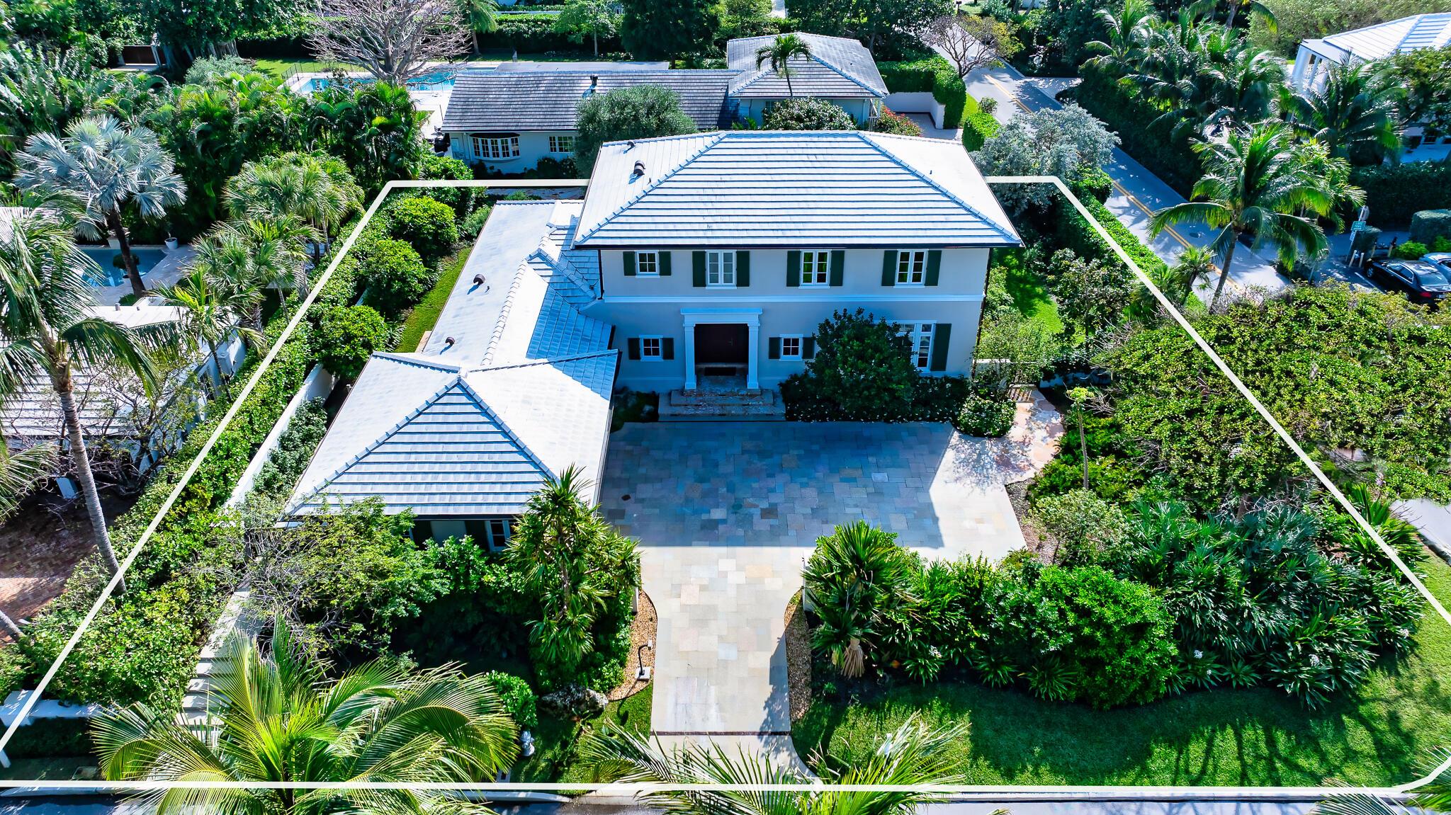 View photos, virtual tours, details... 250 Angler Avenue
